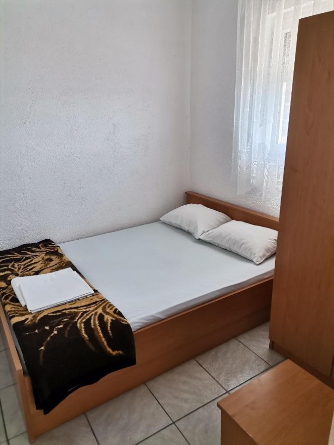 Appartamento Danijela Nin Esterno foto